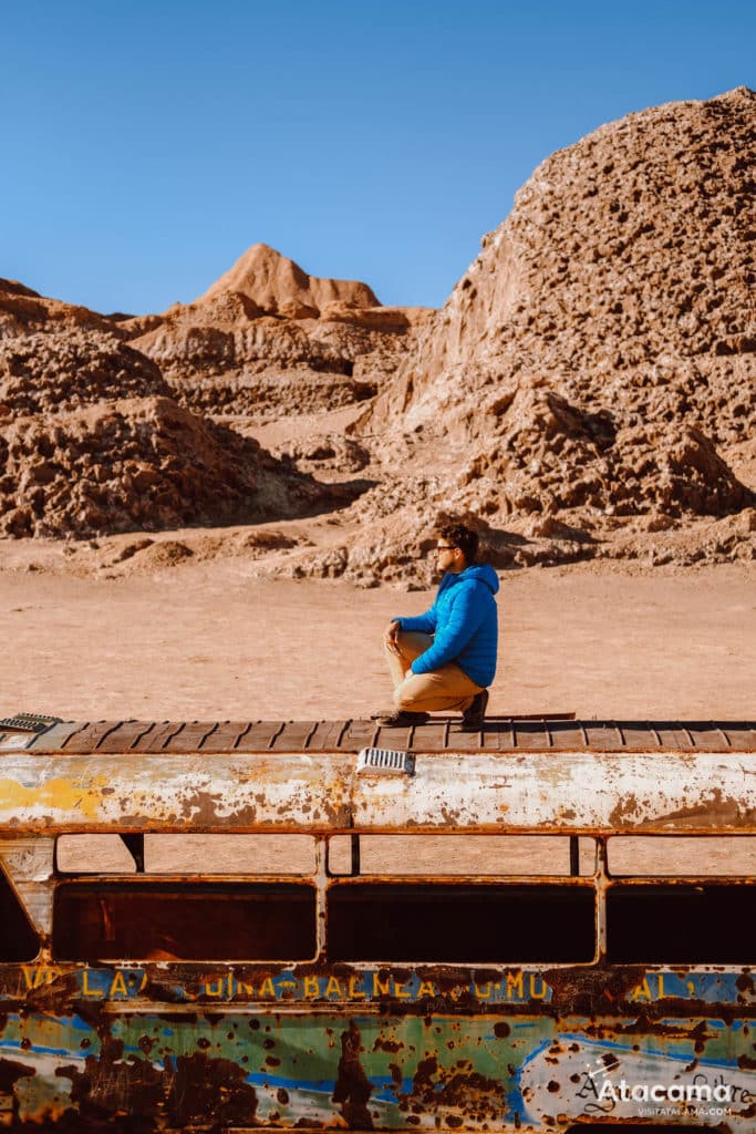 Ônibus Escondido do Deserto do Atacama